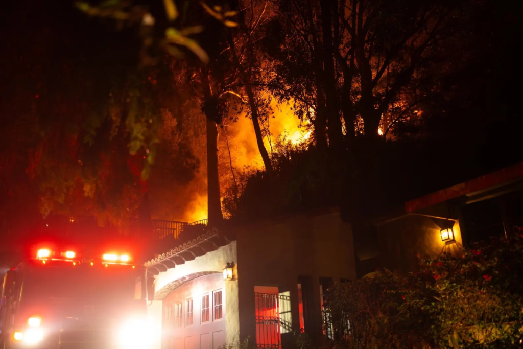 Sunset Fire broke out the evening of Wednesday, Jan. 8 in the Hollywood Hills.
(Brian Feinzimer/ LAist)